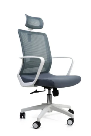 Silla Moldavia con cabecera